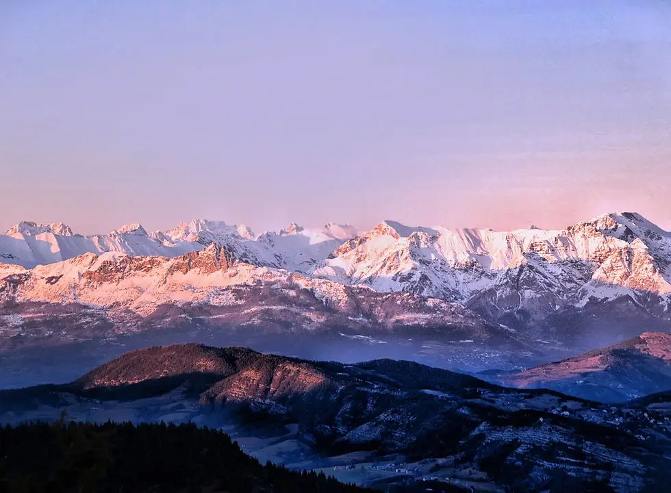 Le Fanget - Site Nordique de Pleine Nature & Auberge Montagnarde