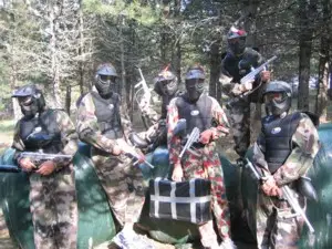 Lozère Paintball village de Mirandol