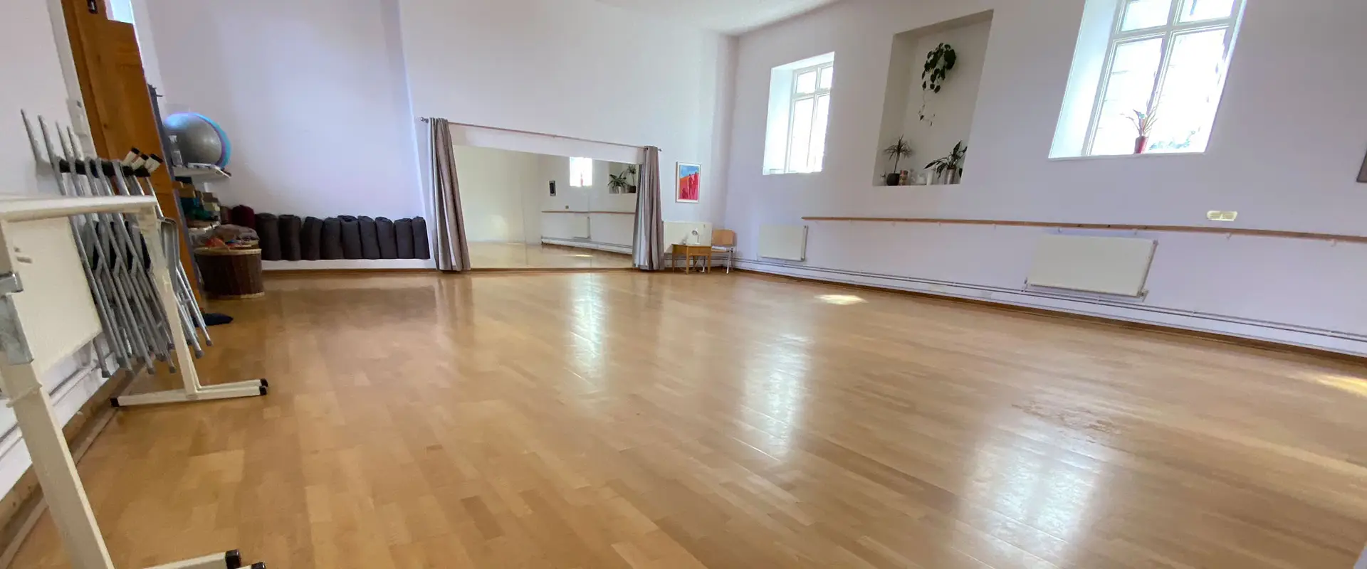 West Cornwall Inner Space - Dance Yoga Pilates Massage in Newlyn nr. Penzance