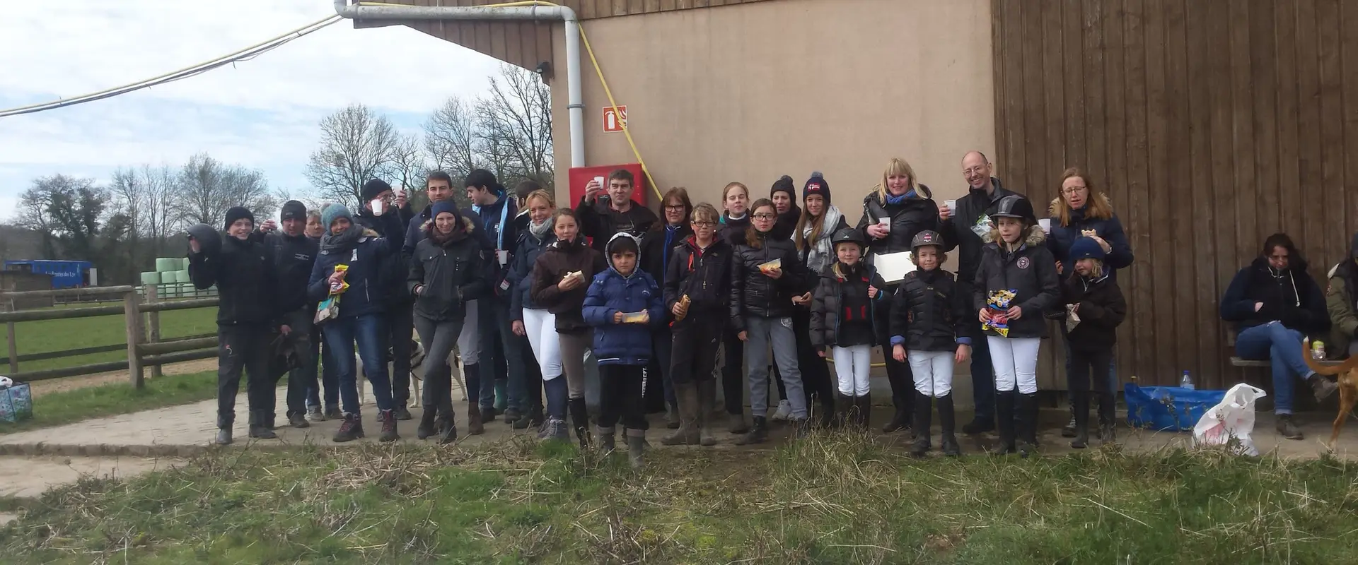 CENTRE EQUESTRE PONEY CLUB DES BAUX DE BRETEUIL