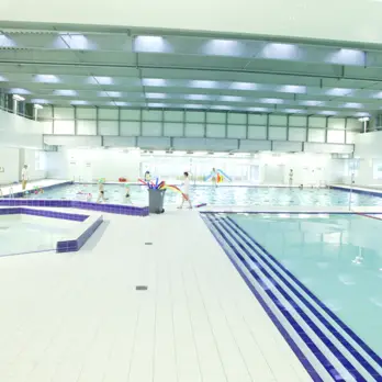 Piscine des Thiolettes
