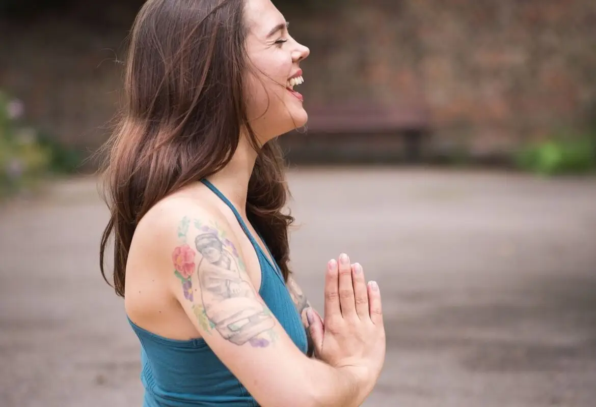 Ashleigh Mayes Yoga