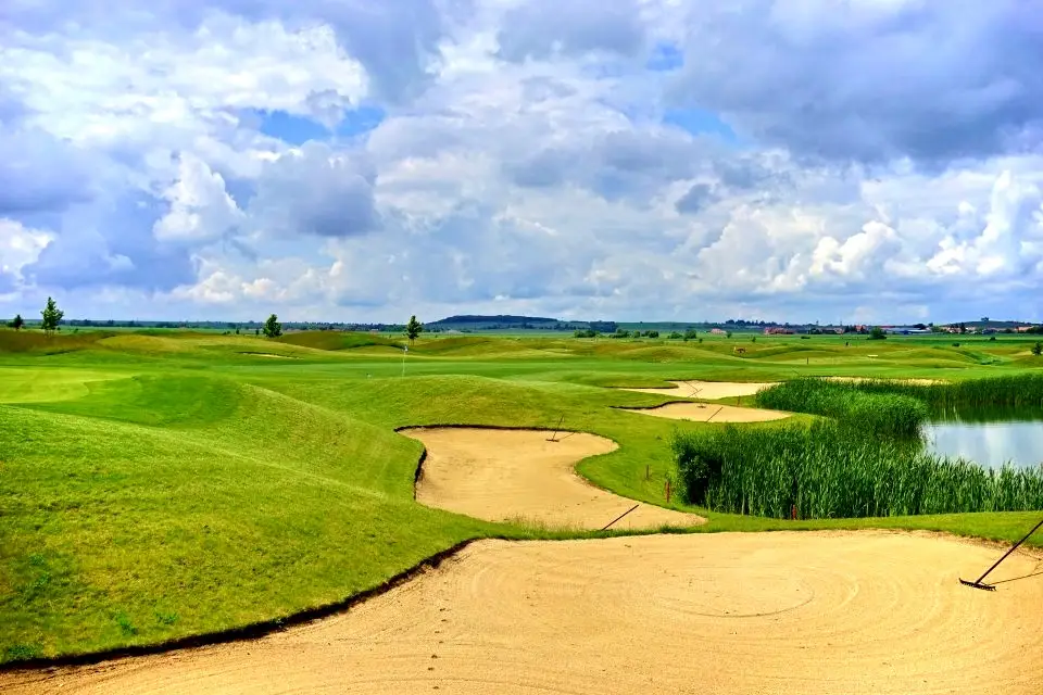 GRAFOBAL GROUP GOLF RESORT SKALICA a.s.