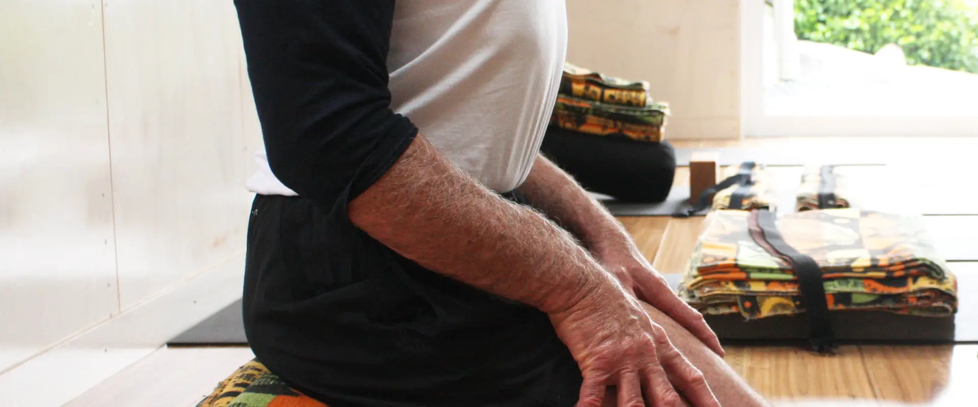 Alan Neale Yoga