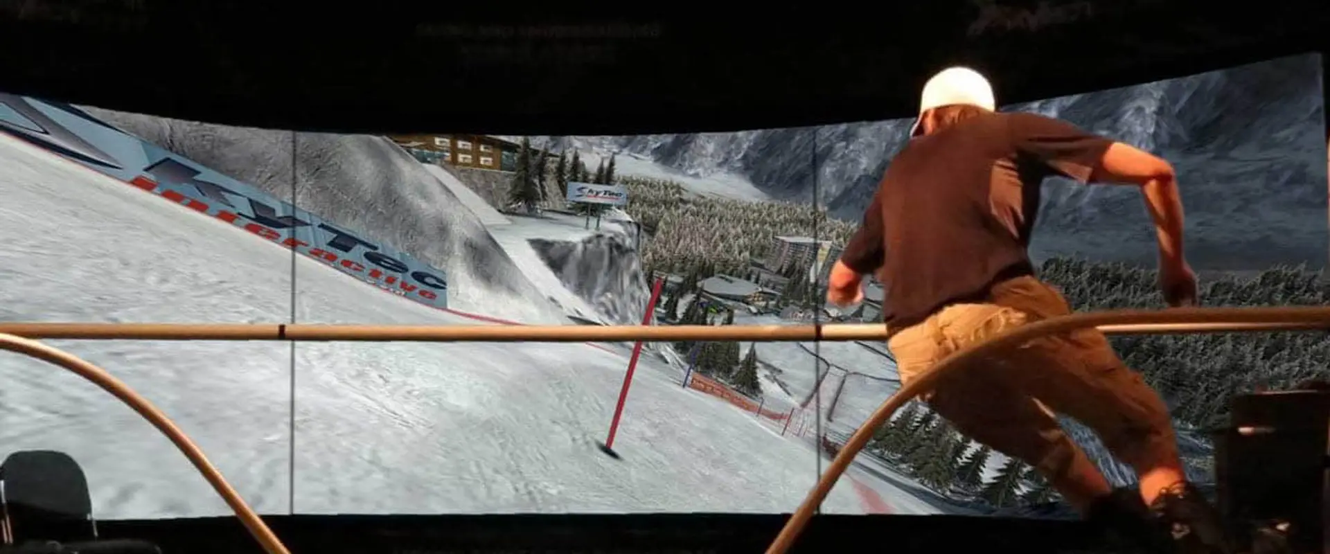 Simtopia Indoor Golf & Ski Simulators | Restaurant | Cafe