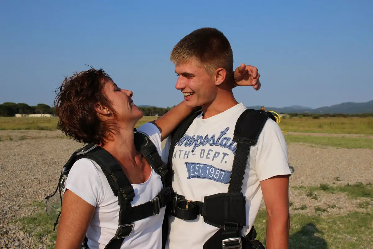 Atlas Parachutisme Aix Domaine Grand St Jean