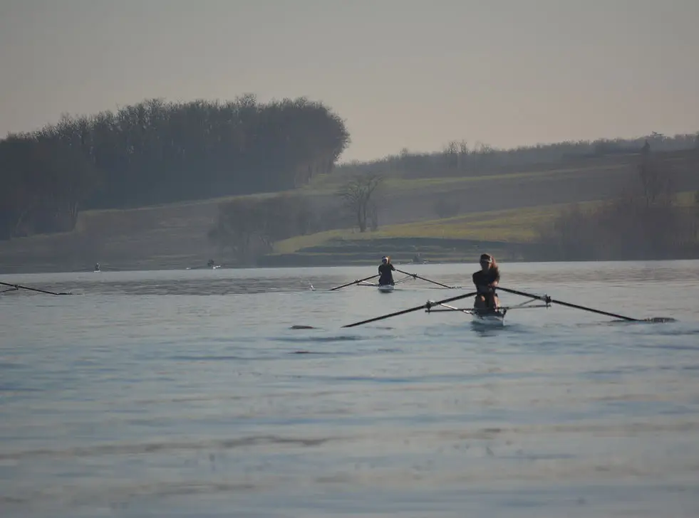 MONTPITOL AVIRON CLUB