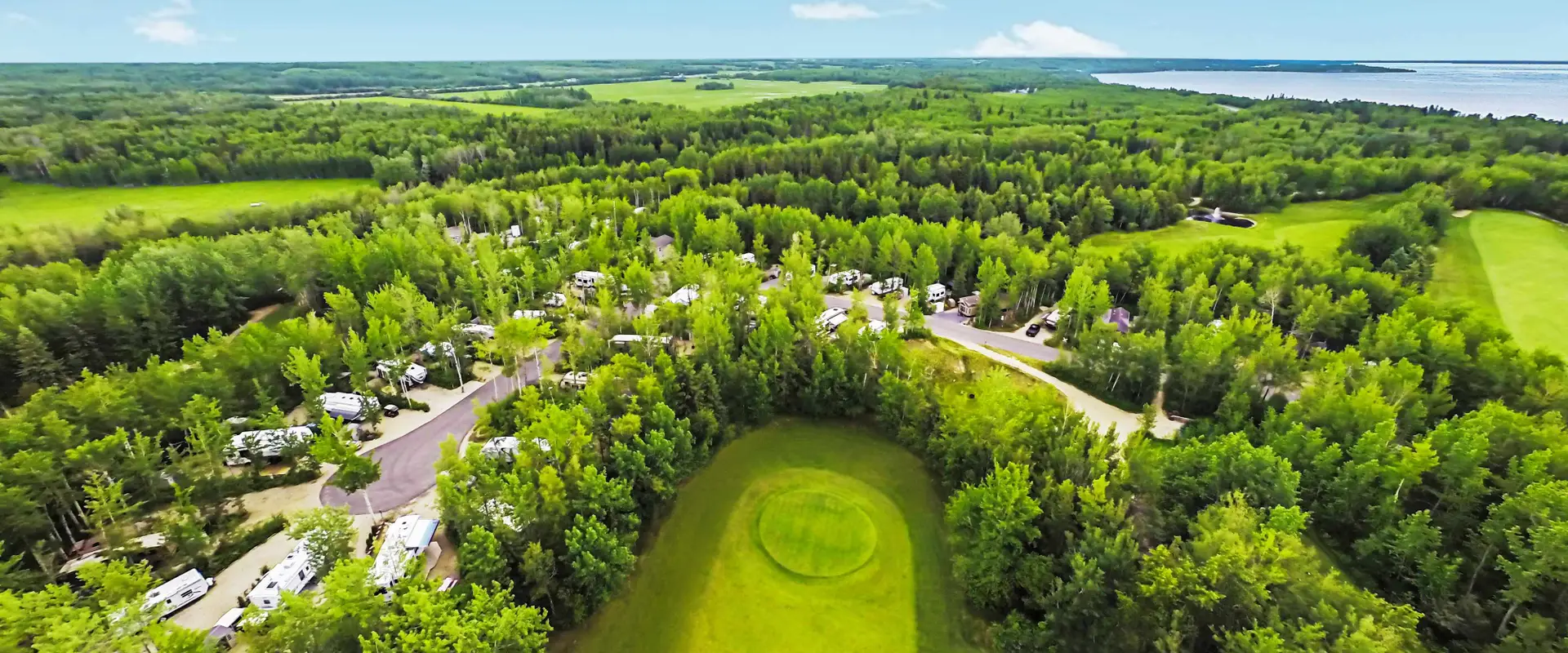 Pineridge Golf Course & RV Resort
