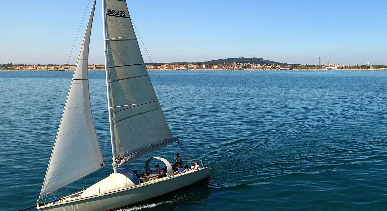 Viensnaviguer.fr - Sortie En Voilier - School Sailing