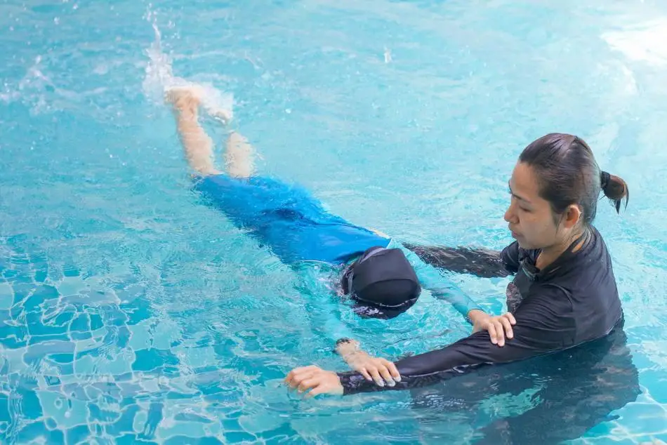 Rainbow Swimming School