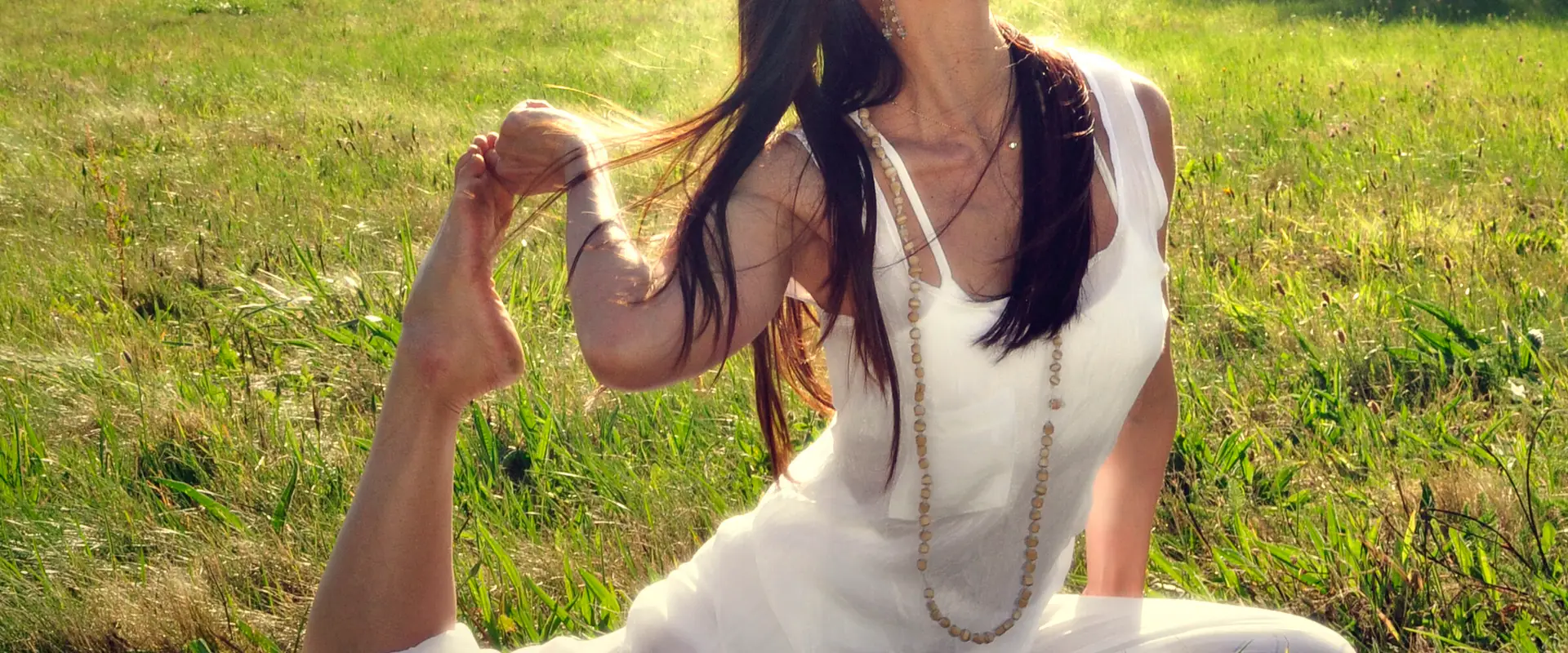 Cicely's Holistic Beauty Salon | Exeter | Thai Massage | Waxing | Shellac Nails | Lava Shell | Yoga