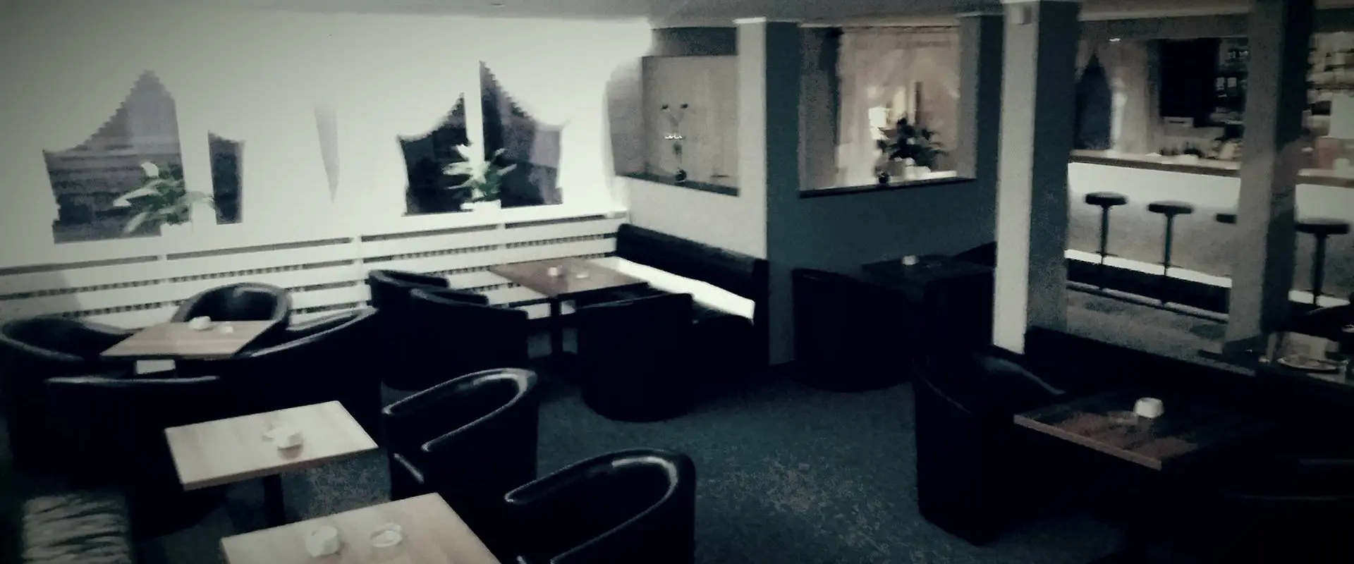 Club Bar