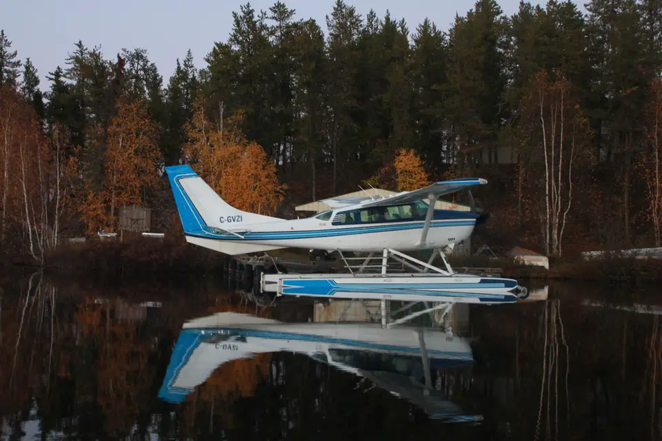 Ubiquity Lake Outfitters