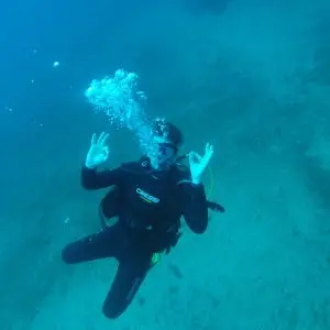 Centre de plongée Fréjus : DIVE IS FUN - Baptême, Formation, Exploration à Fréjus et St Aygulf