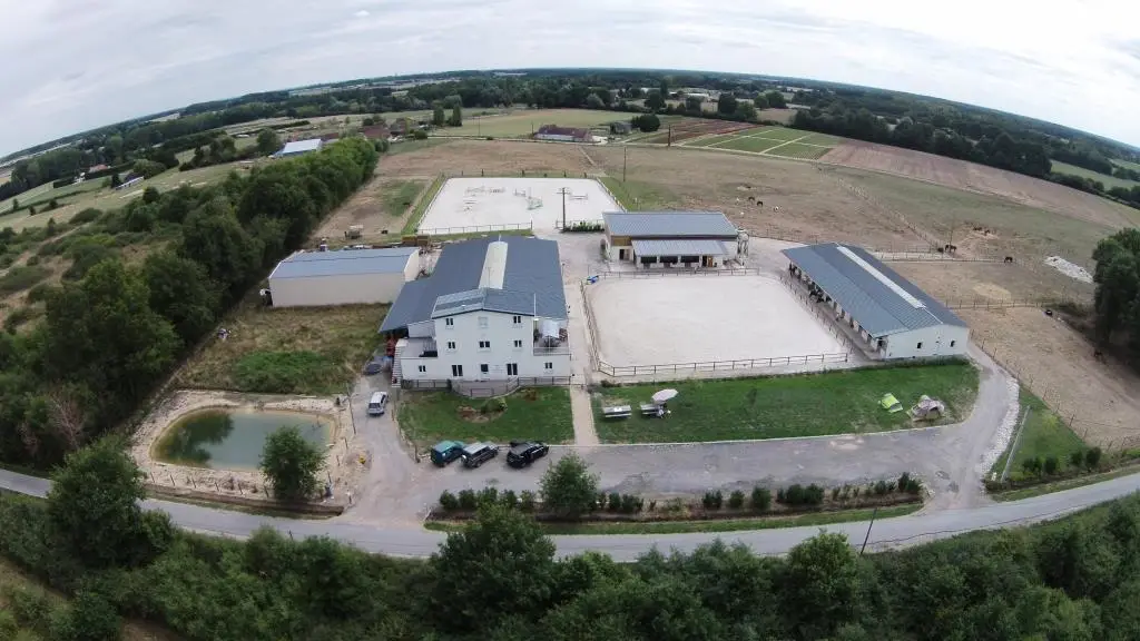 Pony Club Equestrian Center Des Denizons