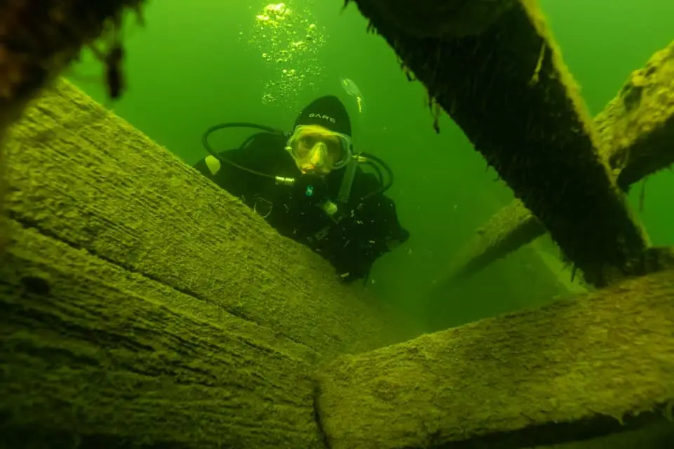 Thunder Country Diving & Sports Supply Ltd