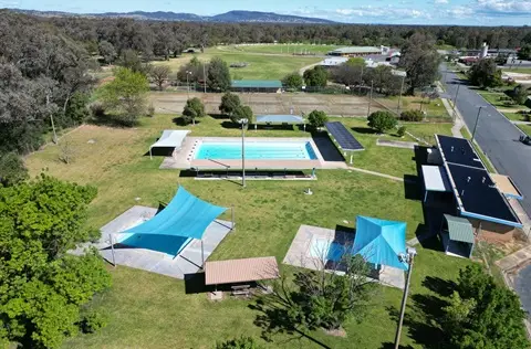 Jindera Pool