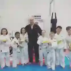 UNIVERSUS MMA