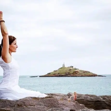 Le Fil Du Yoga Nina Costa - Cours De Yoga Coaching A Augan