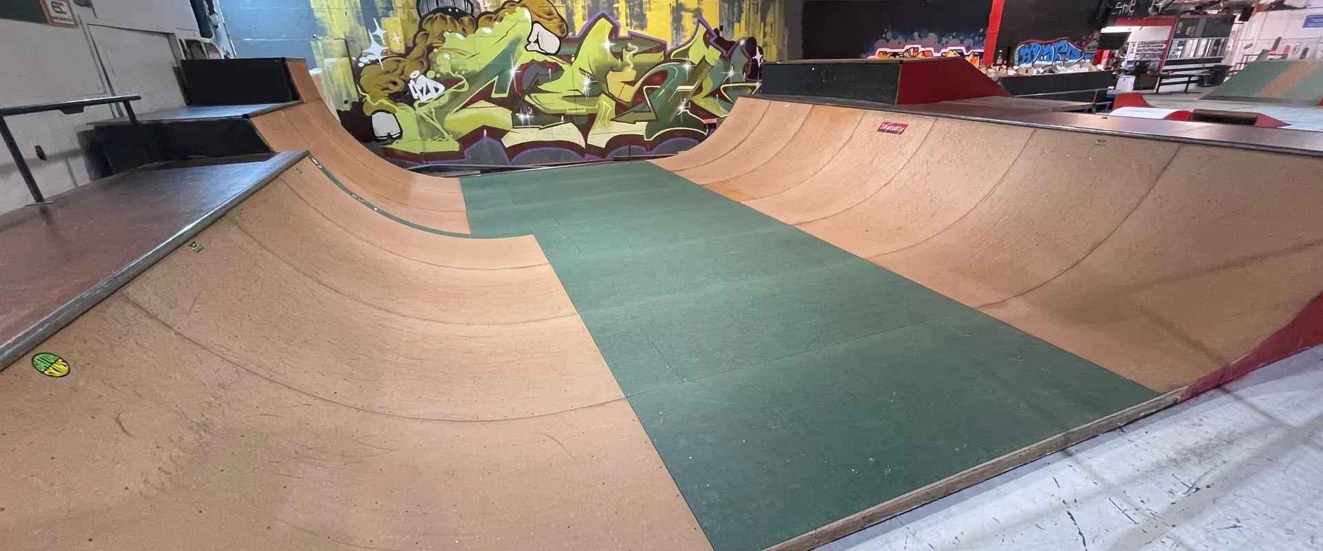 SonSk8 Indoor Skatepark - Auckland (Omaru Ln, Glen Innes)