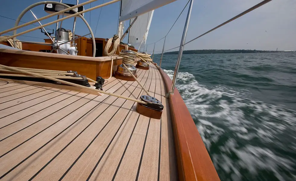 Custom Yacht Works
