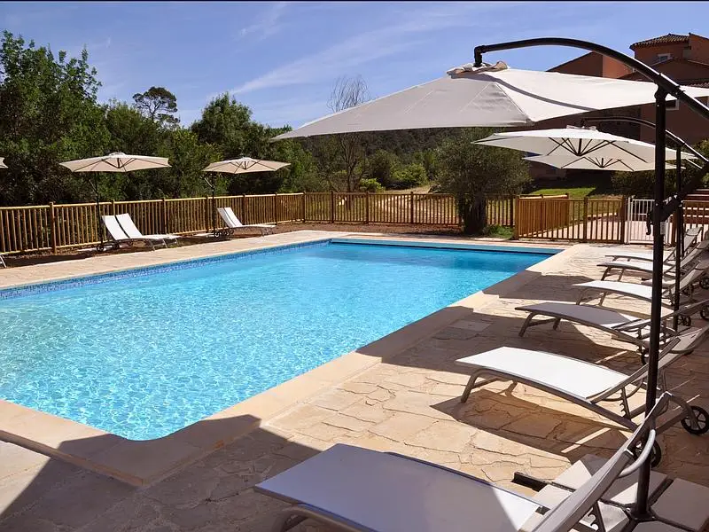 M.T.H Piscines Lorgues