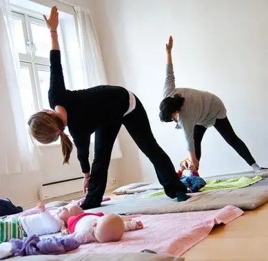 Yoga Mums