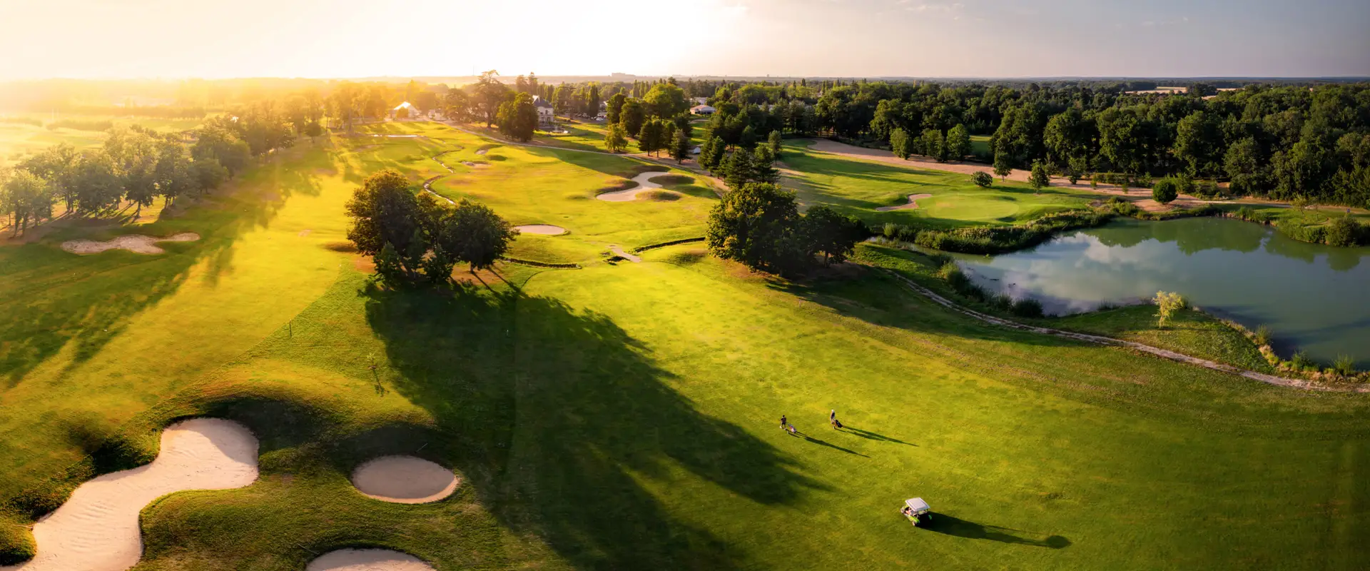 Golf Blue Green Mignaloux Beauvoir