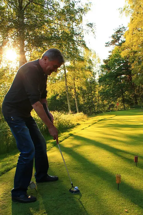 L'ours maçon - Putting Golf