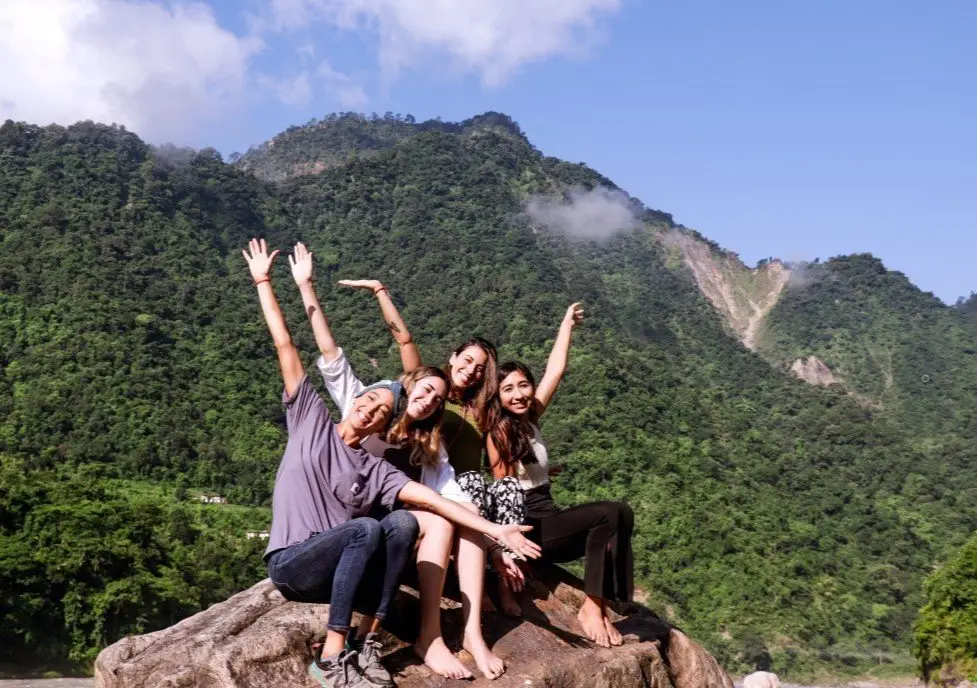 Aatm Yogashala - Yoga TTC School in Rishikesh, India