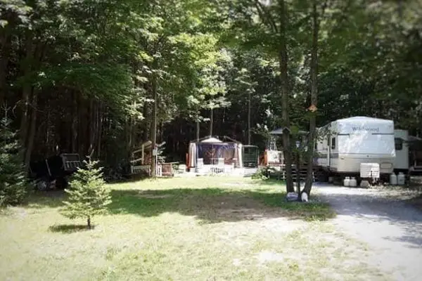 Le Camping du Domaine Joly-Mont
