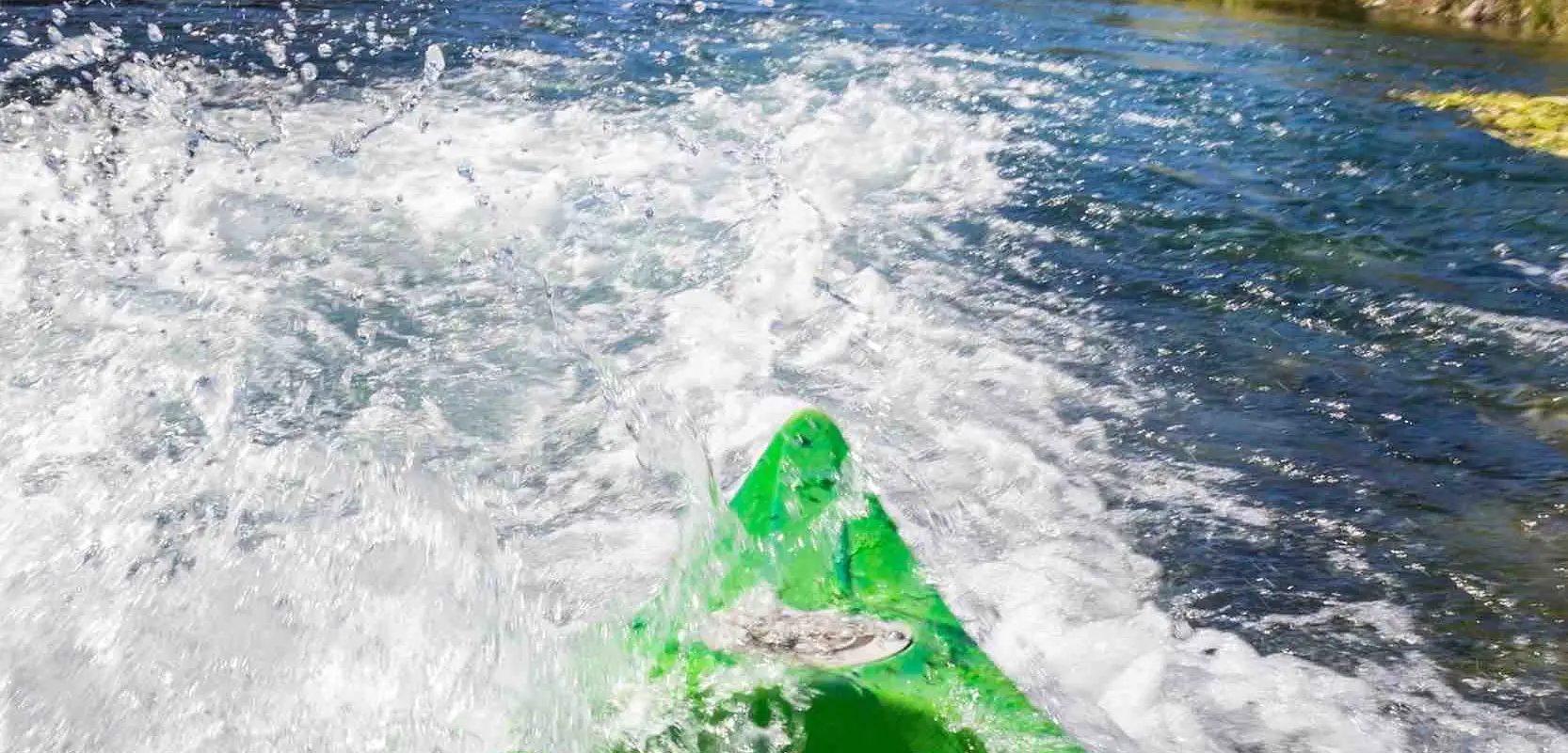 Canoë Kayak Vert fontaine de Vaucluse