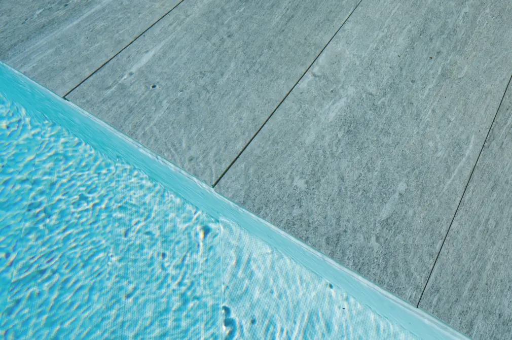 Piscine Design 44 - Mondial Piscine