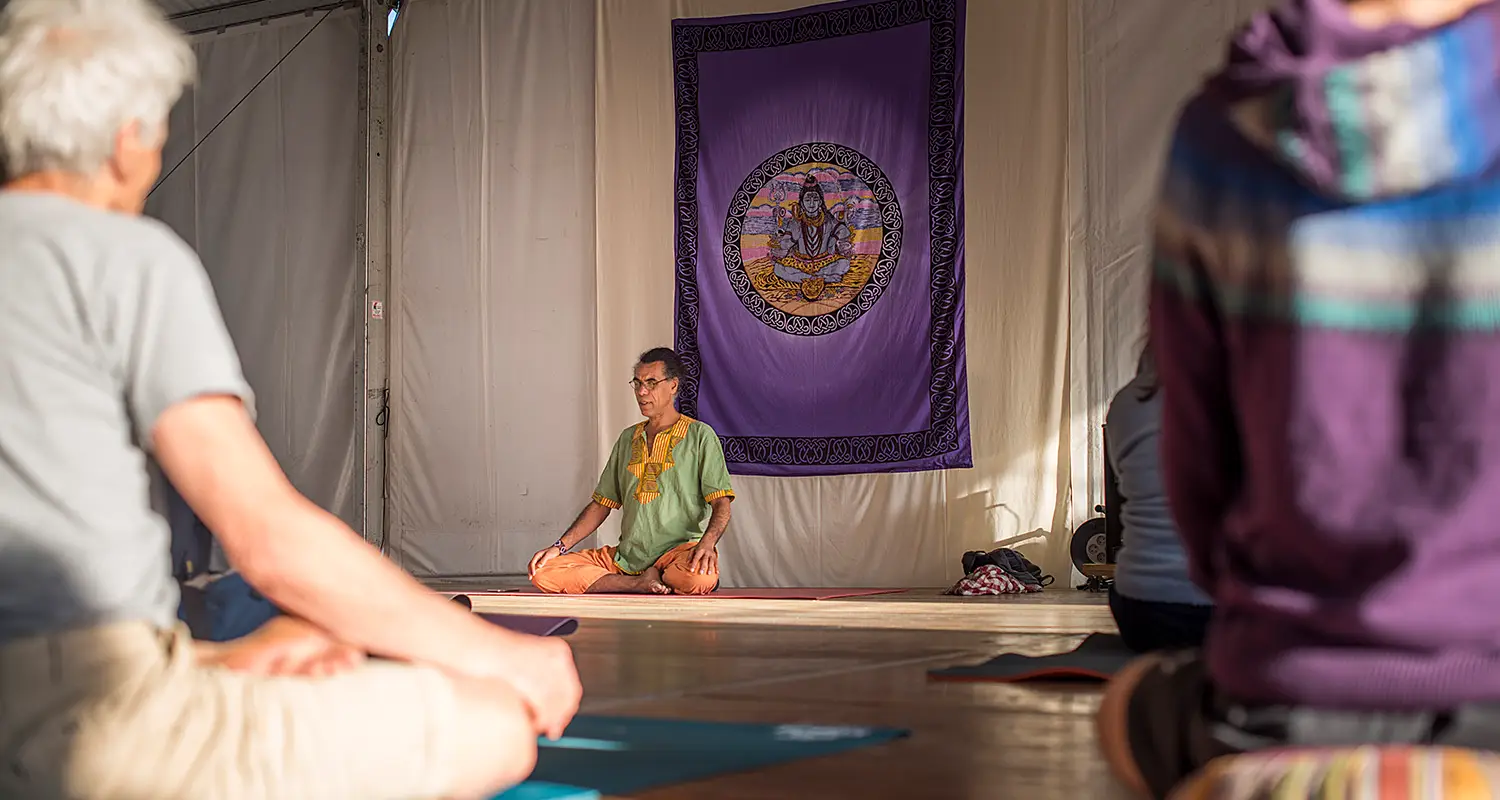 School Méditerranéenne De Yoga