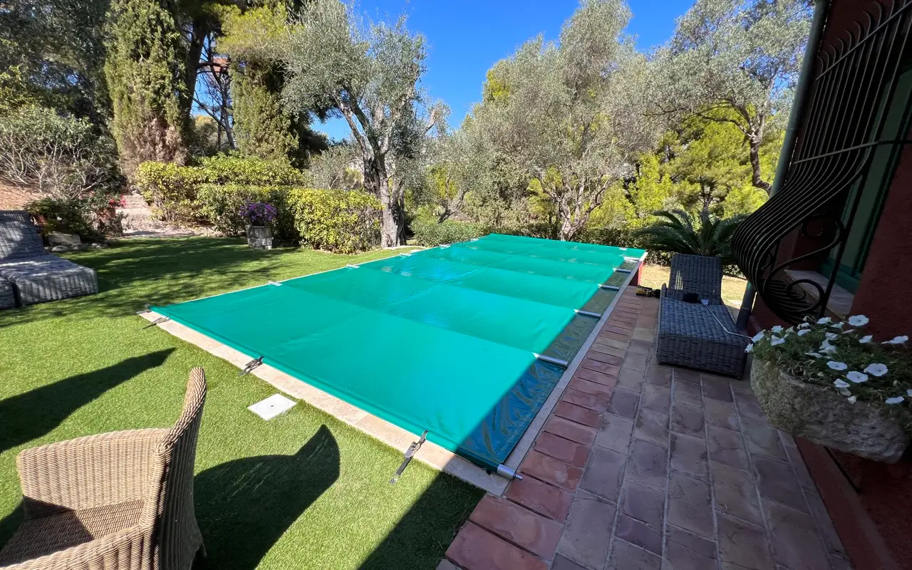 AZUR PROVENCE PISCINE