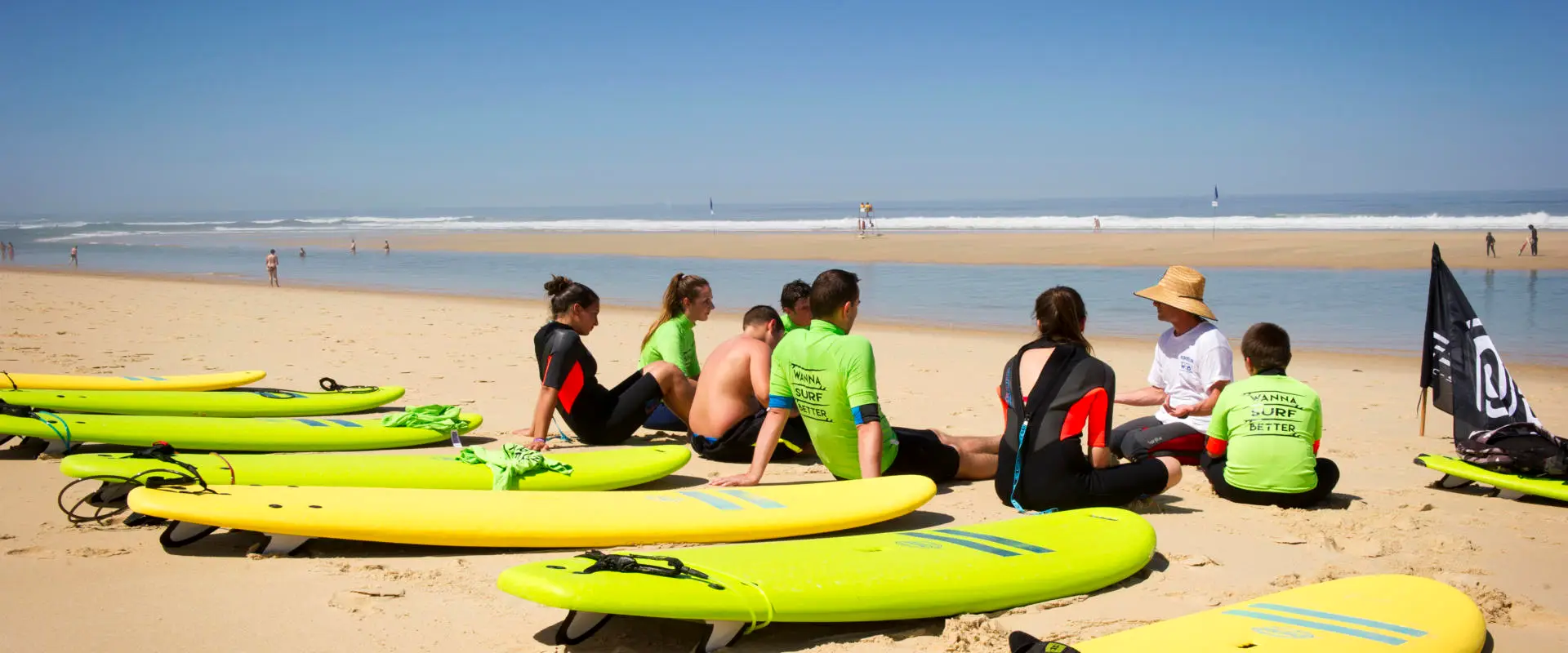 Wannasurfbetter Lit Et Mixe / Cap De L'homy, Cours De Surf, Stages De Surf, Locations