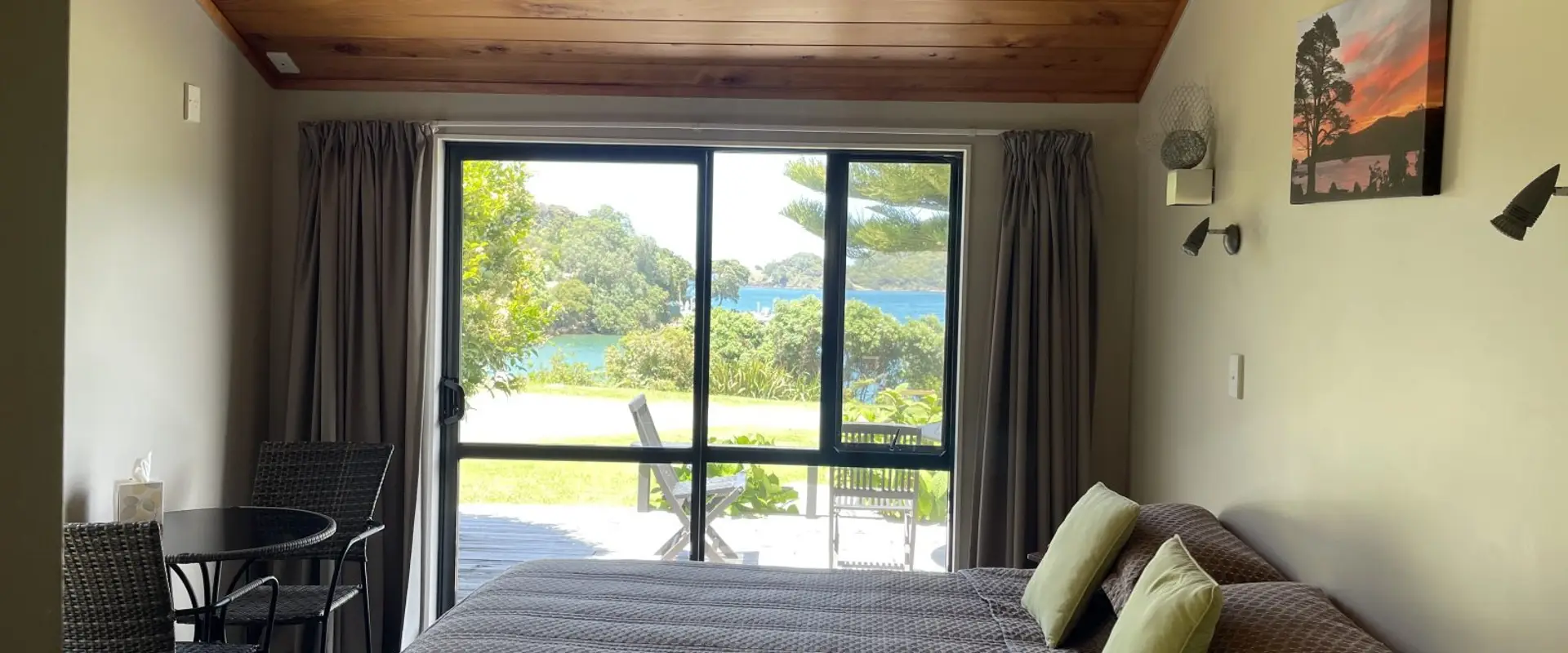 Great Barrier Lodge