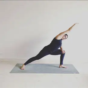 Juzbi Yoga