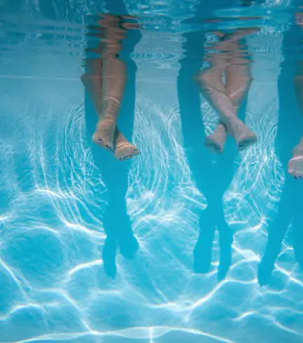 LES PIEDS DANS L EAU ST SYLVESTRE ET MONFLANQUIN