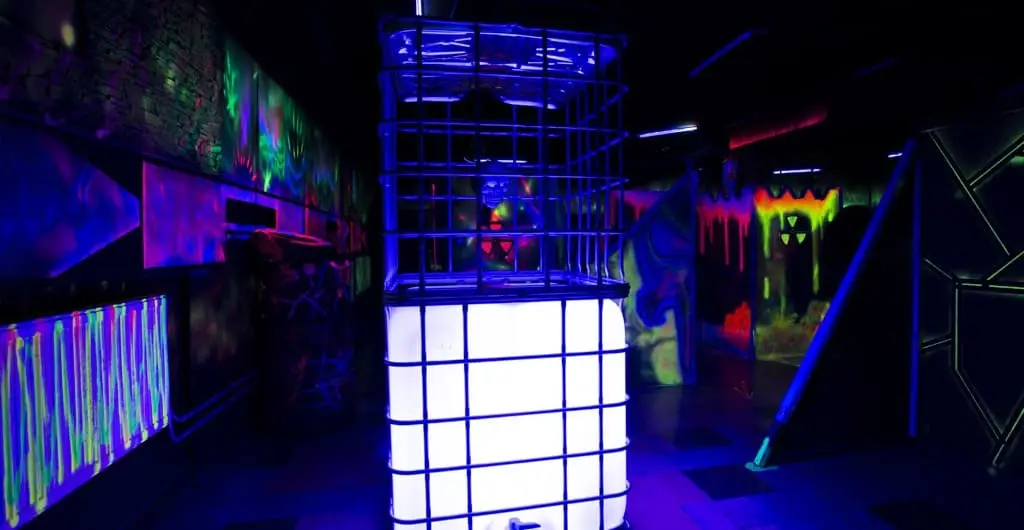 DarkSide - Laser Arena & Bar