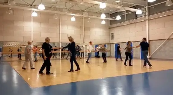 Les Sixties Club De Danse