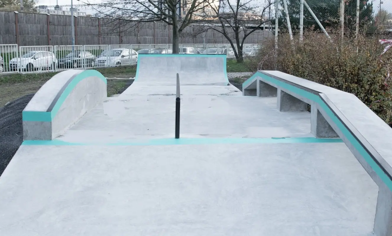 SKETON Skatepark Karloveská