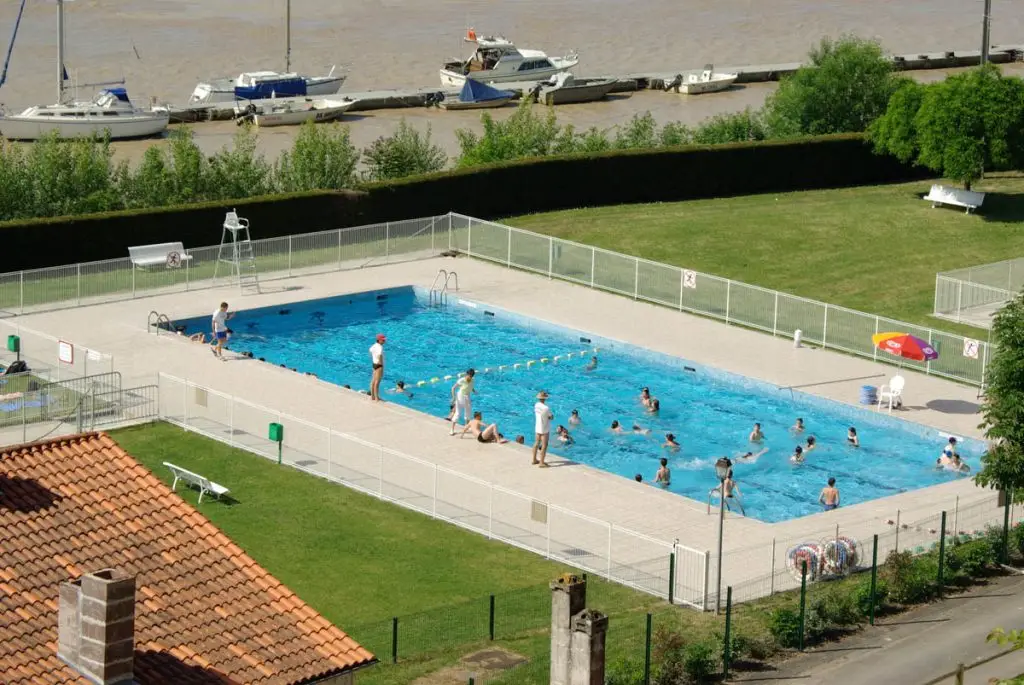 Piscine Intercommunale - Bourg