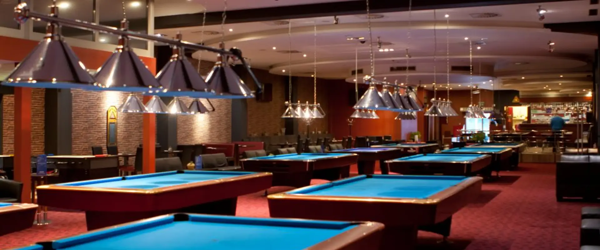 Billiard club Lavos - Bread and Games