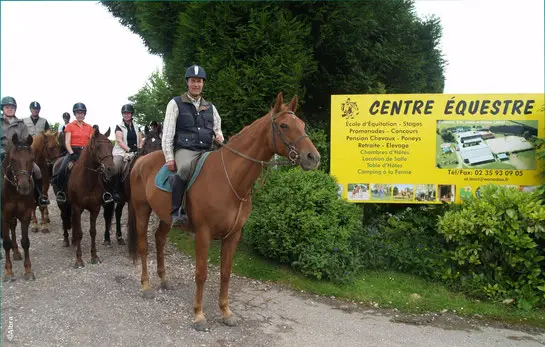 CENTRE EQUESTRE LERAT