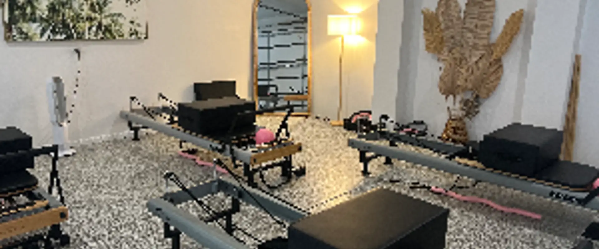 Mat & Me Pilates