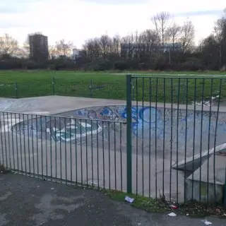 Finsbury Park Concrete Skatepark & Bowl