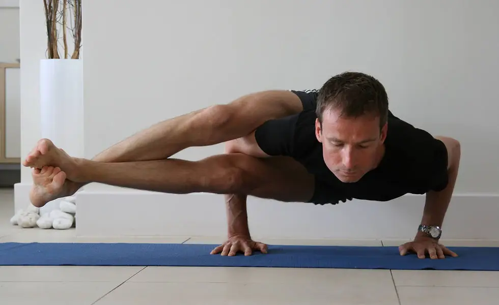 Iyengar yoga classes