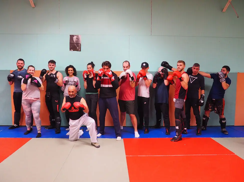 French Boxing - De La Savate À La Canne