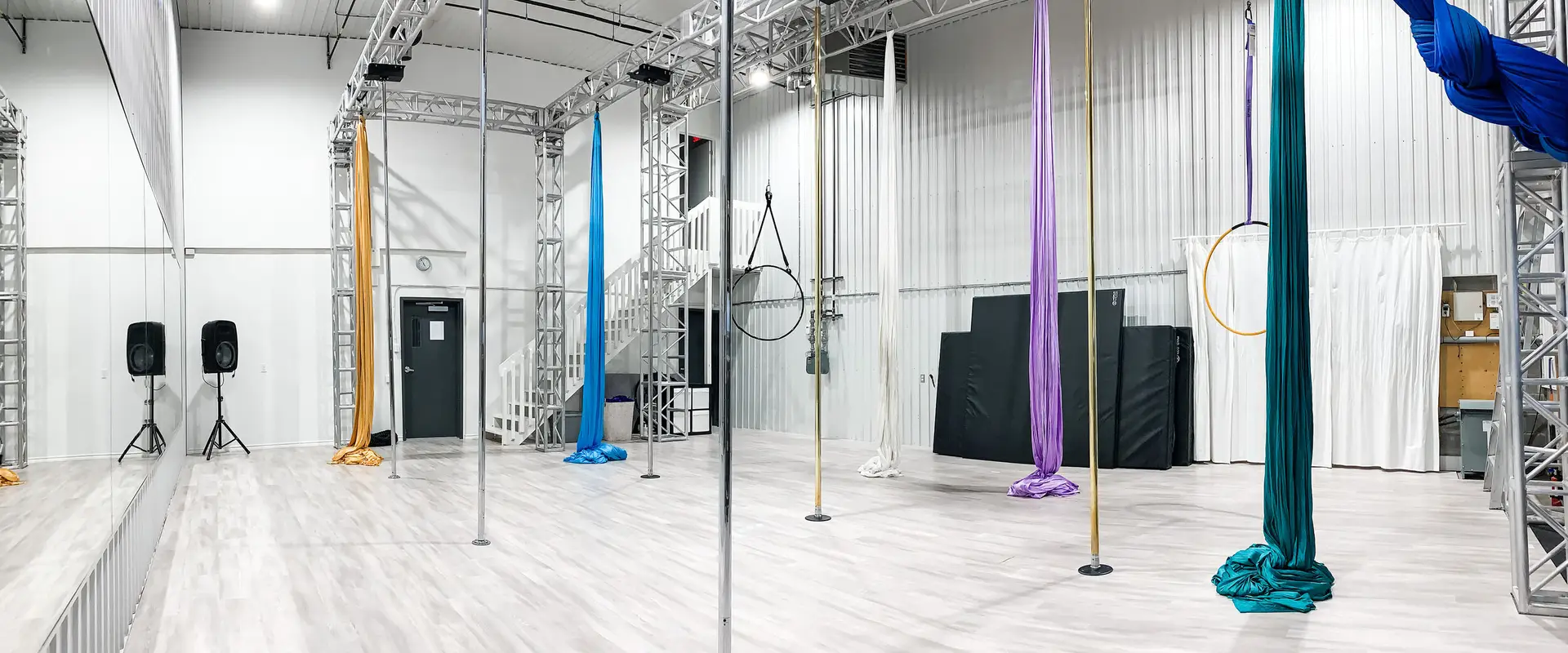 AcroPark - Aerial Circus & Pole Fitness School
